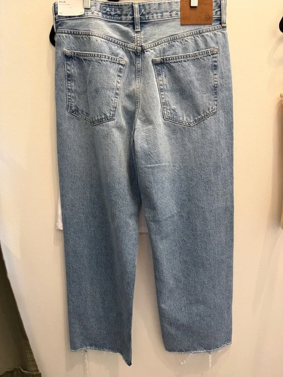 AG Ladies Billie Straight-Leg Jeans size 30 - Picture 6 of 6